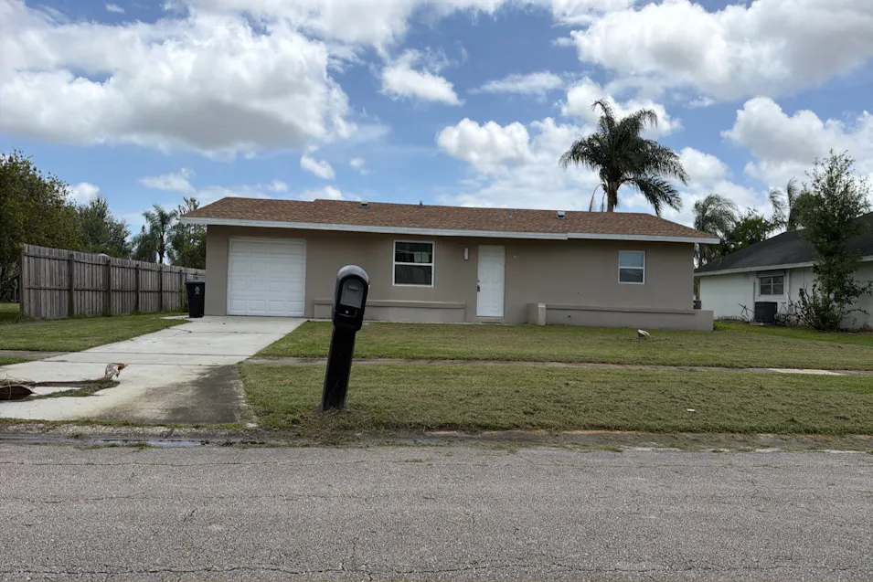 643 SW Ivanhoe Drive Port Saint Lucie, FL 34983, St. Lucie County