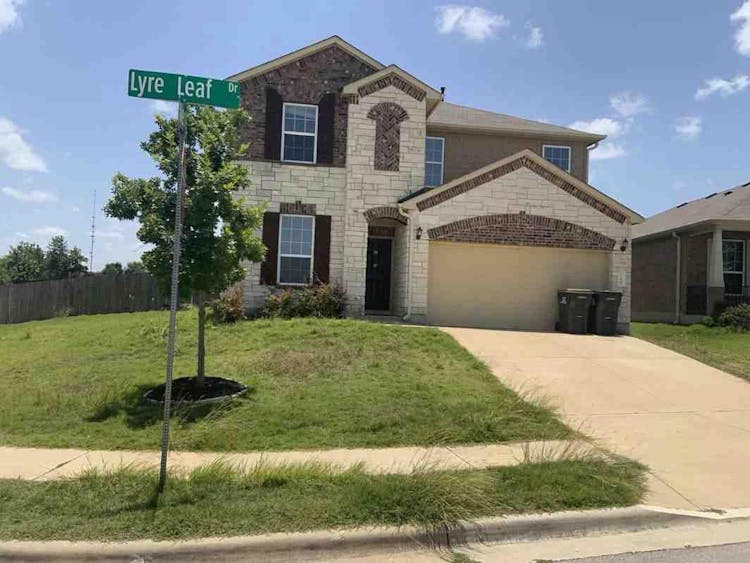 218 Lyre Leaf Dr Buda, TX 78610, Hays County