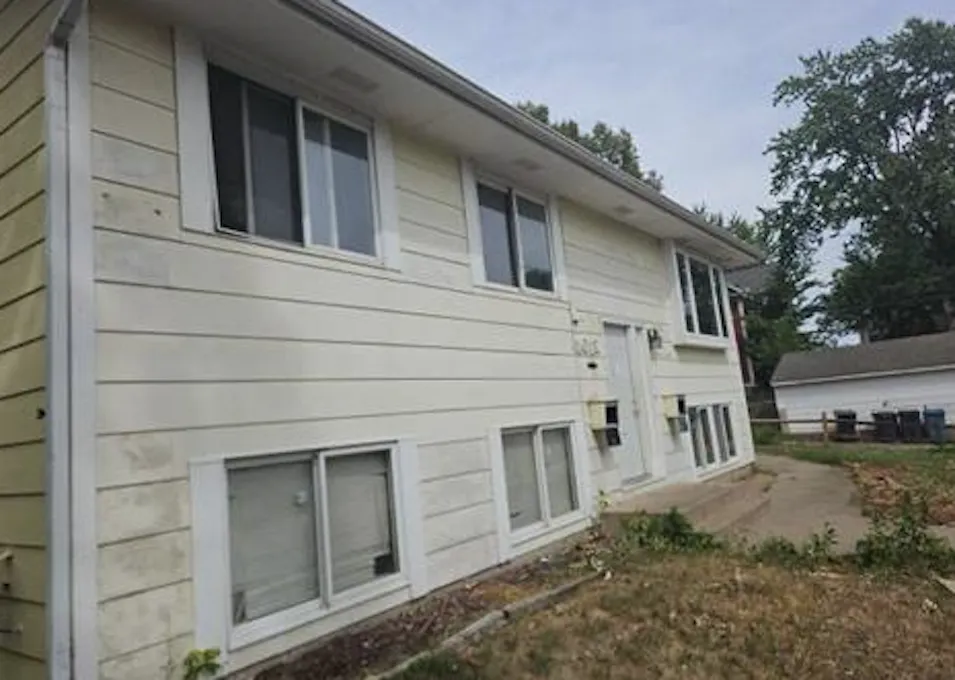 1014 26th Ave N Minneapolis, MN 55411, Hennepin County