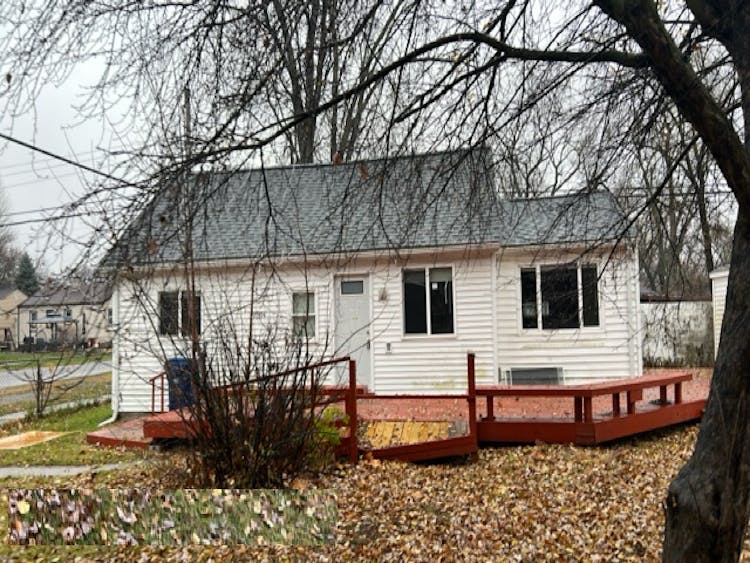 19394 Seminole Redford, MI 48240, Wayne County