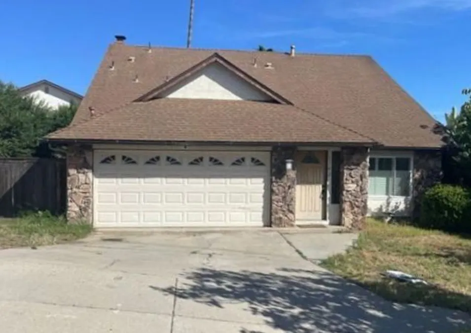 1742 Cheshire Way Escondido, CA 92026, San Diego County