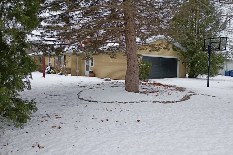 5147 MacKinaw Rd Saginaw, MI 48603, Saginaw County