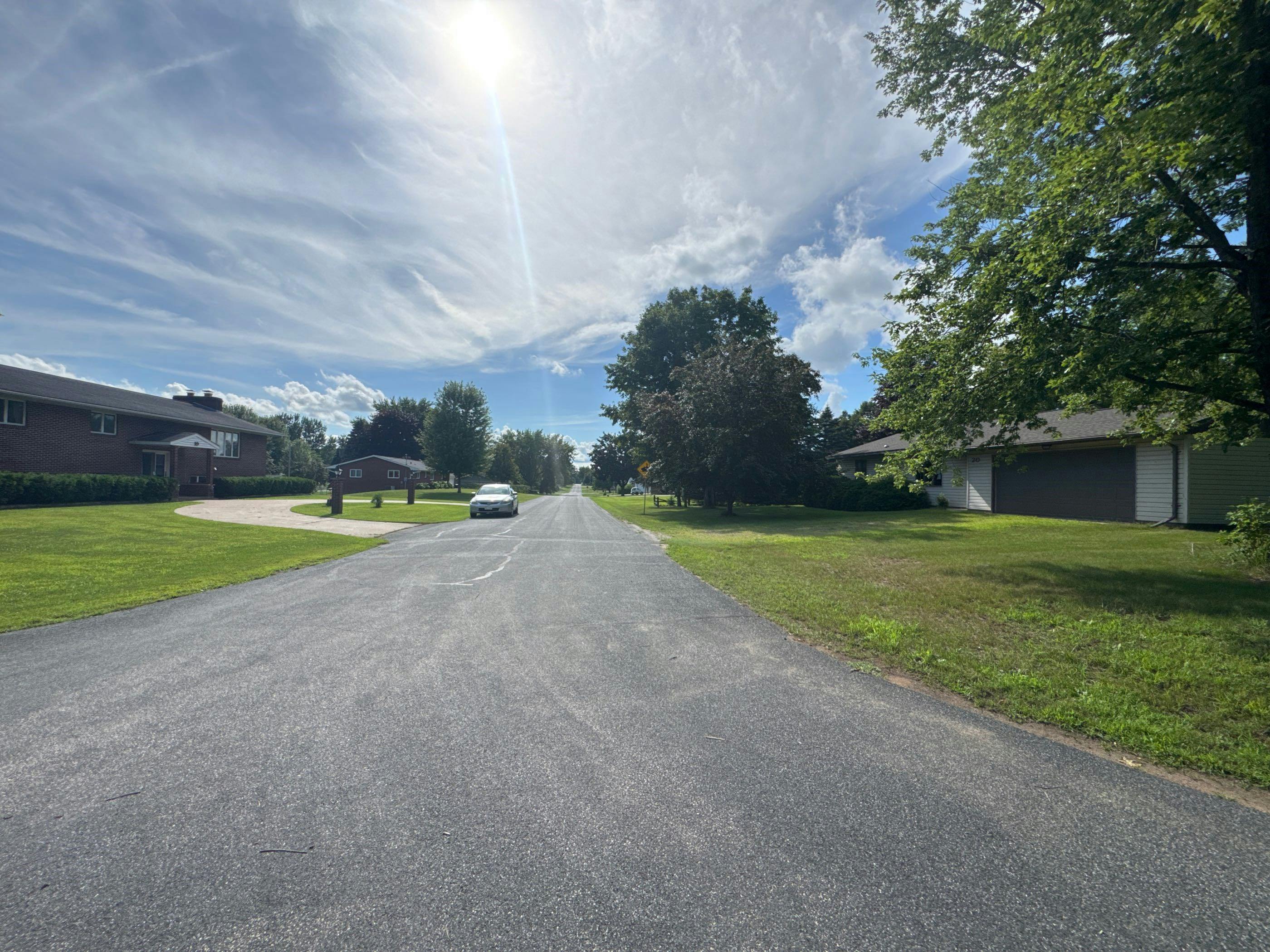 16th St, Cochrane, WI 54622