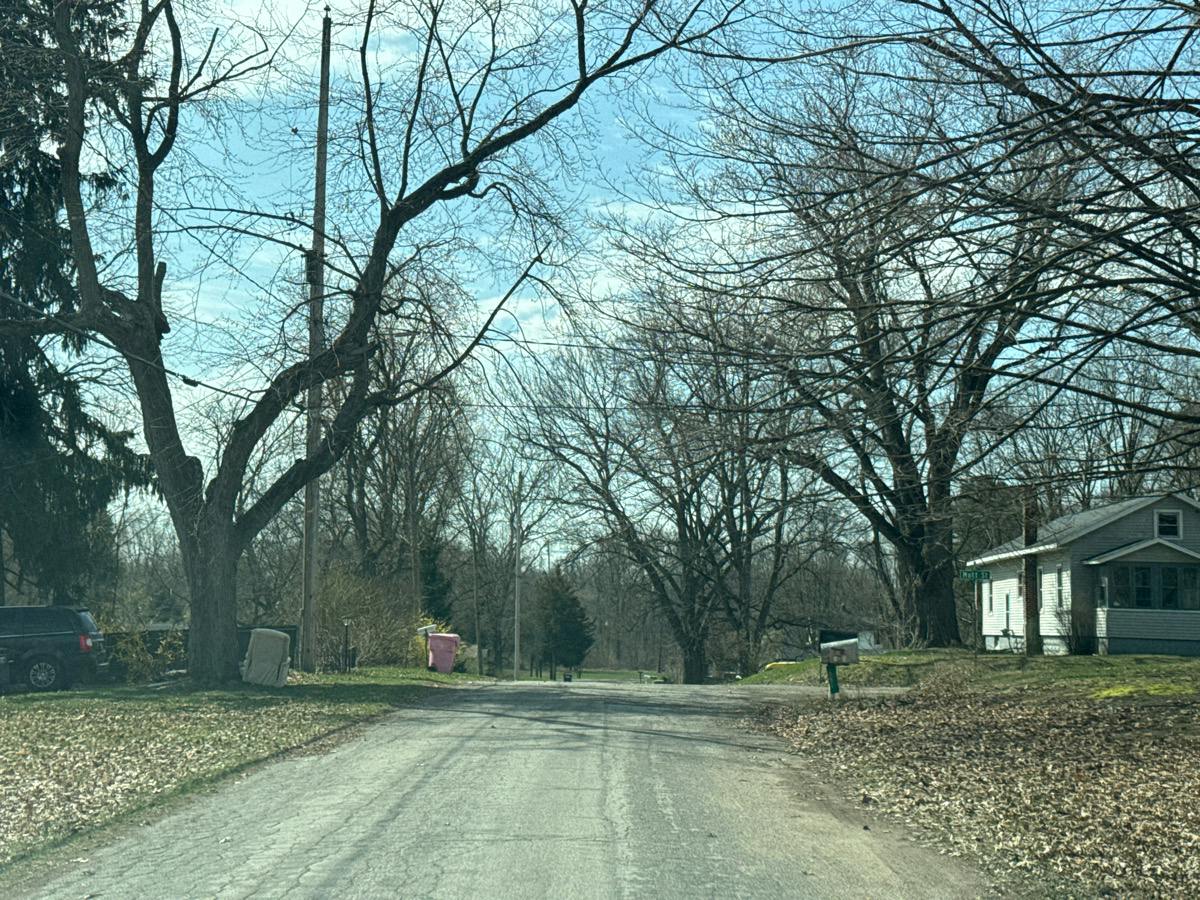 Lockwood St, Jackson, MI 49203