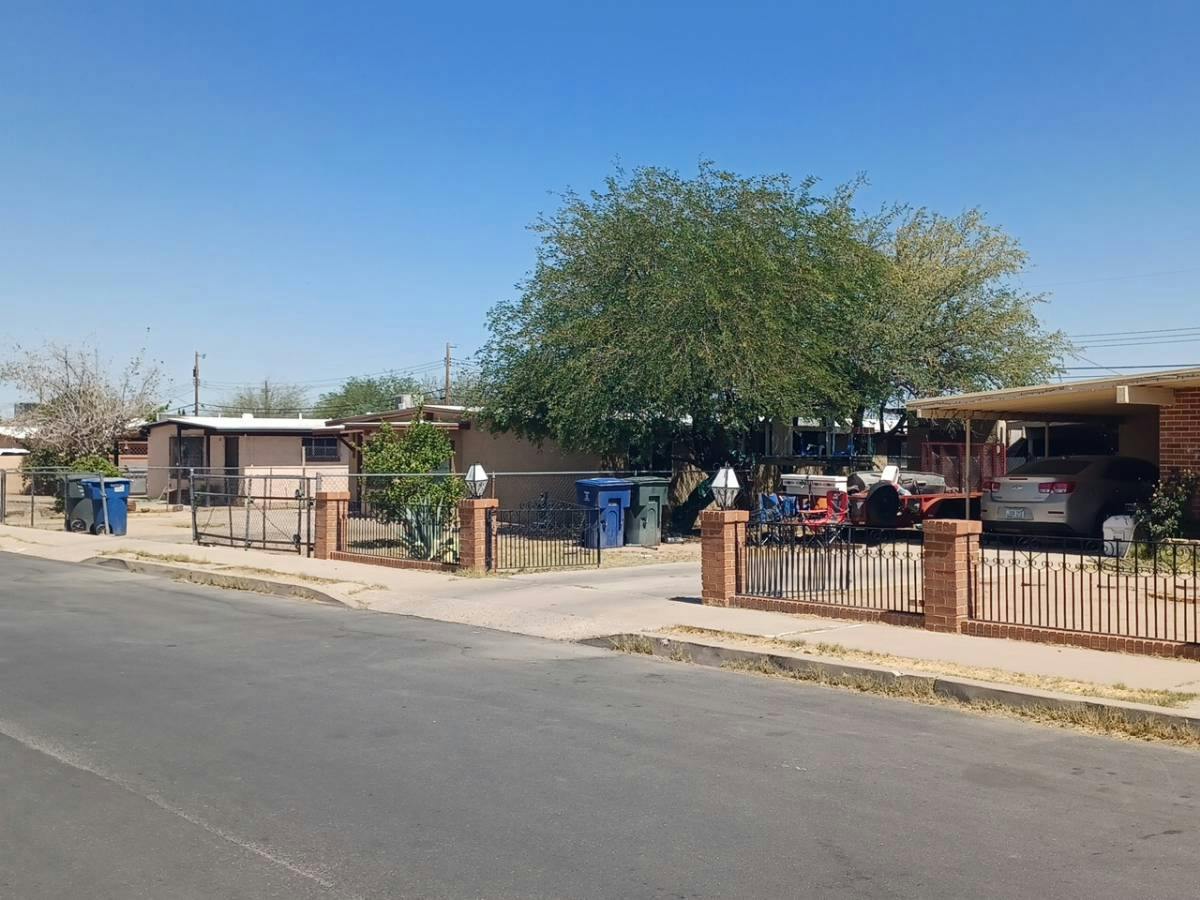 Susana St, Tucson, AZ 85756