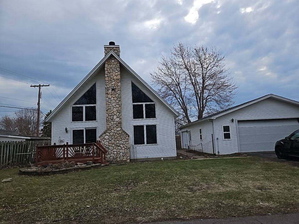 4990 Elm Street Newport, MI 48166, Monroe County