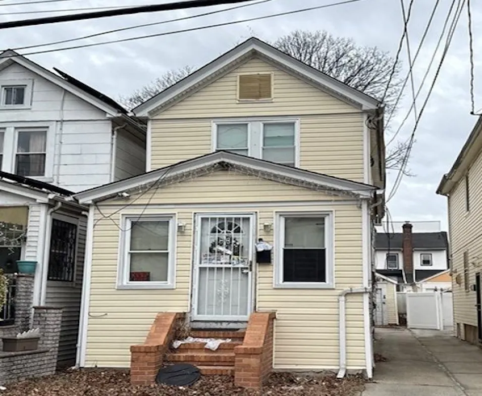 173 -61 105th Avenue Queens, NY 11433, Queens County