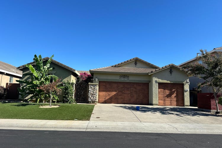 2345 Lockton Dr Roseville, CA 95747, Placer County