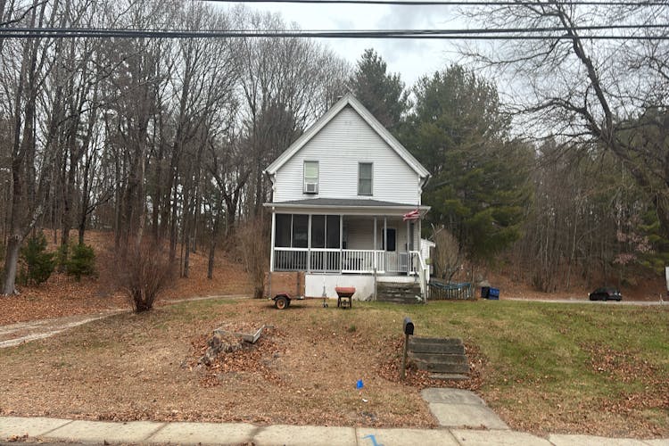 654 N Main St Danielson, CT 06239, Windham County