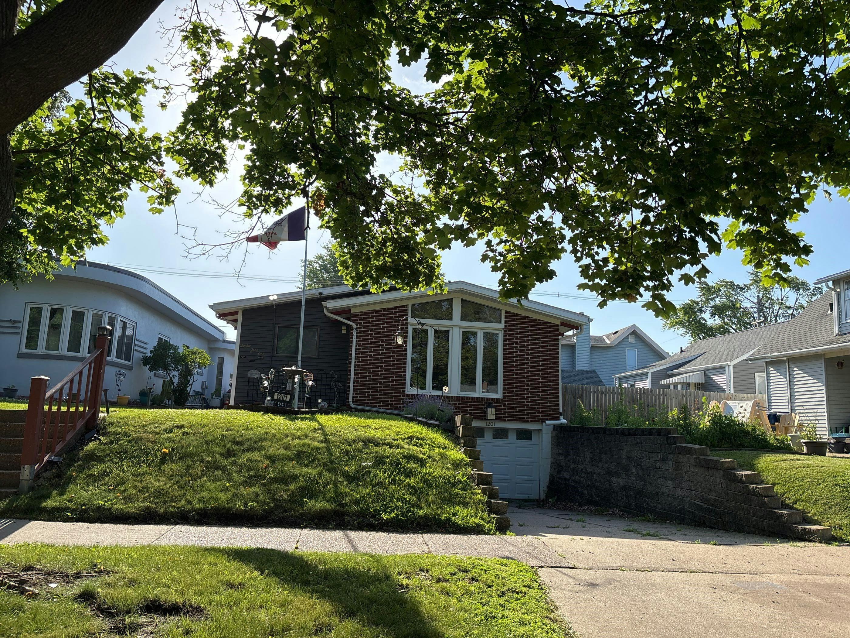 Lincoln Blvd, Muscatine, IA 52761