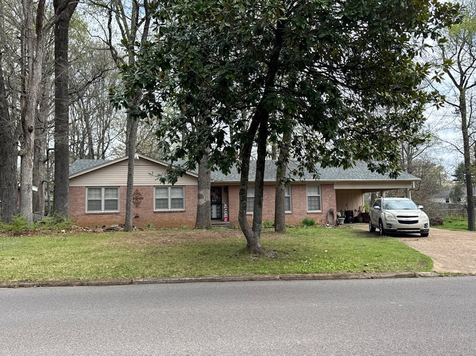 286 Russell Rd. Jackson, TN 38301, Madison County