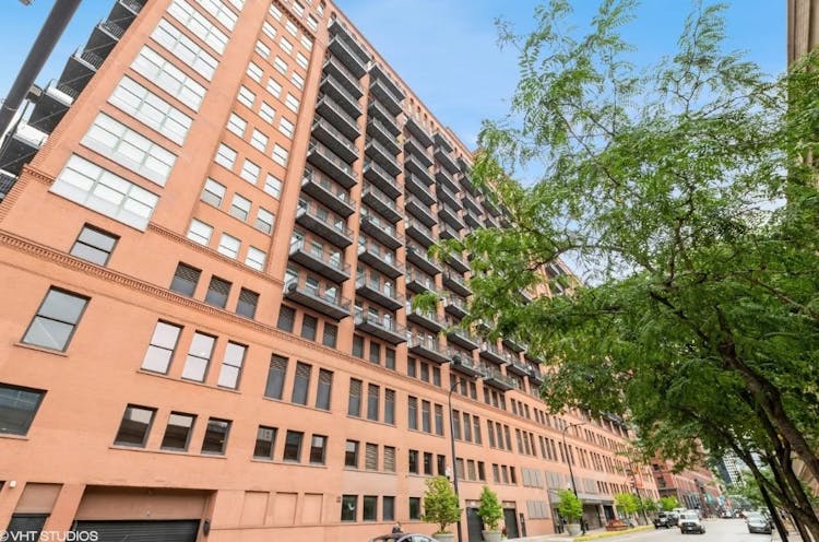 165 N Canal St # 719 Chicago, IL 60606, Cook County