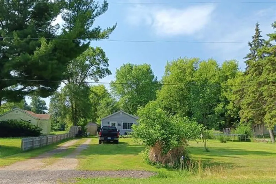5157 W Dodge Rd Clio, MI 48420, Genesee County