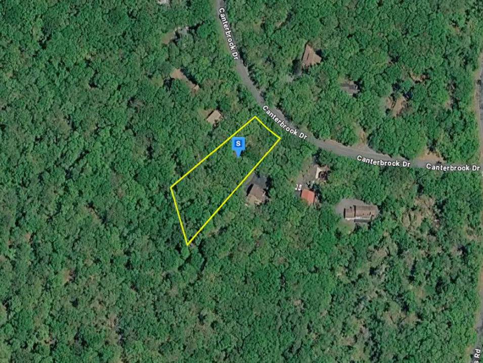 224 Canter Brk Lords Valley, PA 18428, Wayne County
