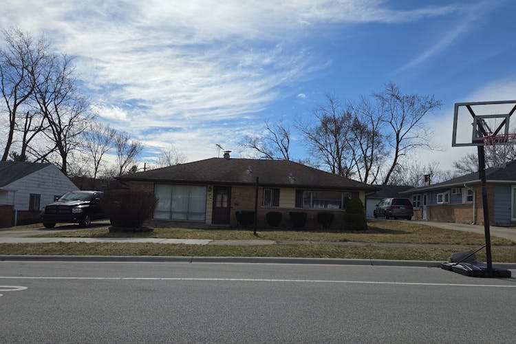 155 Shabbona Dr Park Forest, IL 60466, Will County