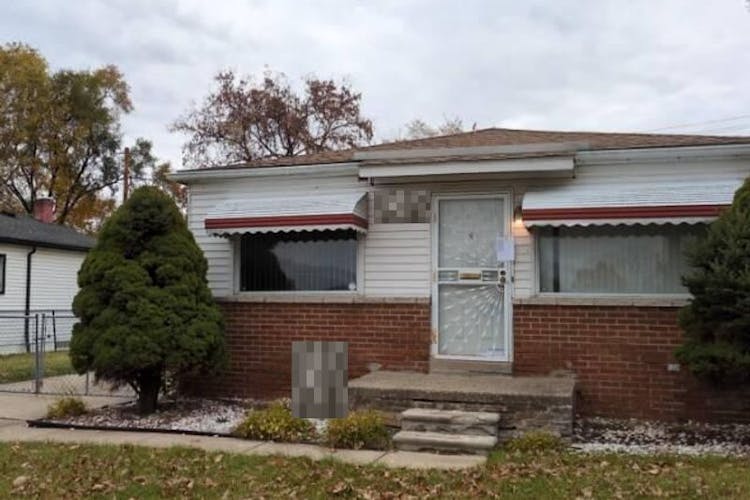 19560 Berg Rd Detroit, MI 48219, Wayne County