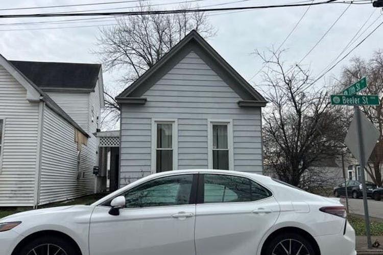 1102 Beeler St New Albany, IN 47150-3168, Floyd County