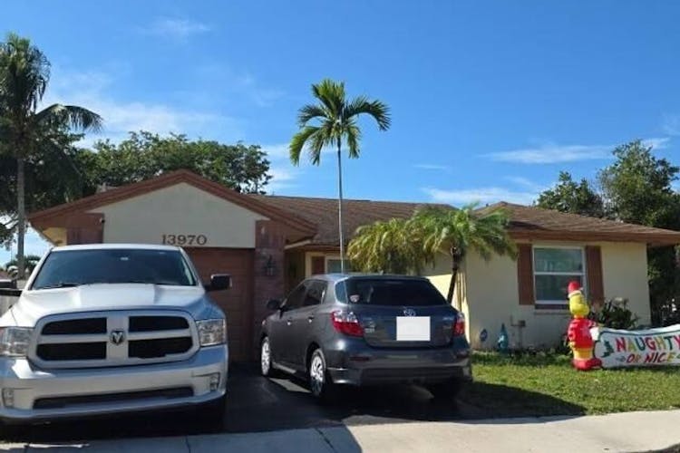 13970 Oaklawn Place Davie, FL 33325, Broward County