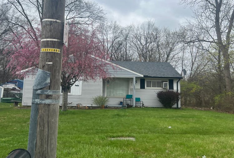 16057 Allen Rd Southgate, MI 48195-2923, Wayne County