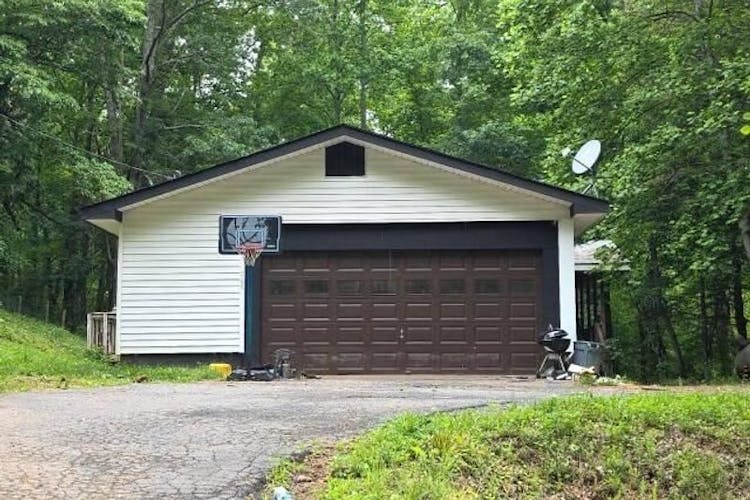 2411 Rackley Rd Ellijay, GA 30536-6385, Gilmer County