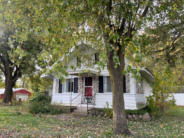 265 River St La Rue, OH 43332, Marion County