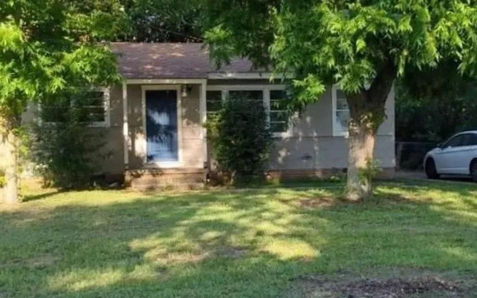 371 Belvedere Cir Biloxi, MS 39531, Harrison County