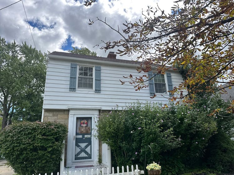 1547 Richmond Rd Cleveland, OH 44124, Cuyahoga County