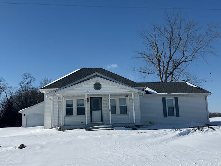 851 Mulberry Grove Rd Mulberry Grove, IL 62262, Bond County