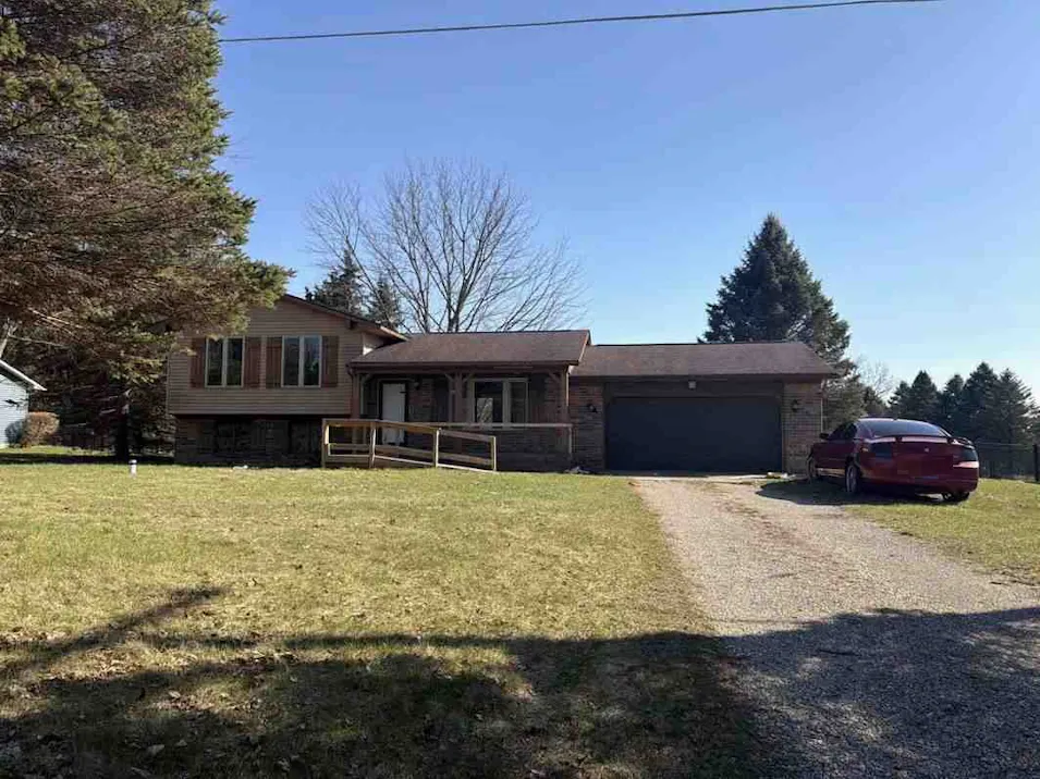 1440 E Sawdust Corners Rd Lapeer, MI 48446, Lapeer County