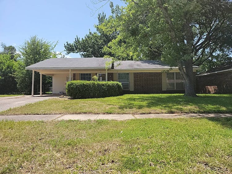 1517 Fox Street Bossier City, LA 71112, Bossier County