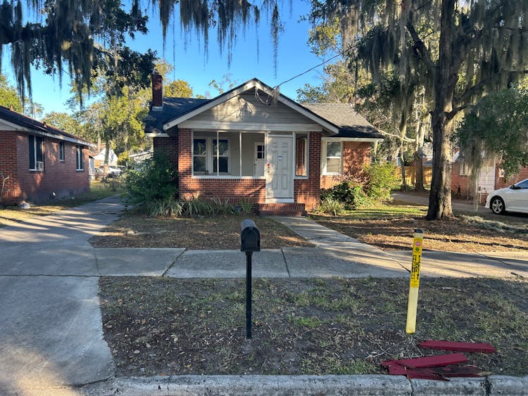 429w 46th St Jacksonville, FL 32208, Duval County