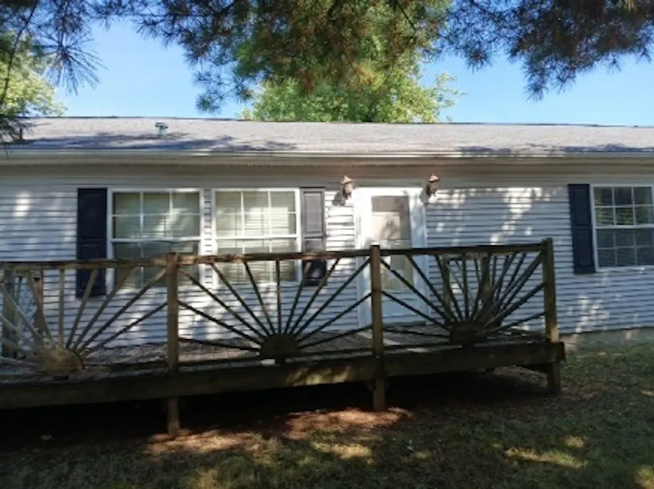 1003 Oakwood Ave Danville, IL 61832, Vermilion County