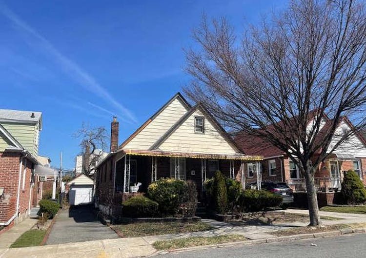 242-31 131st Avenue Queens, NY 11422, Queens County