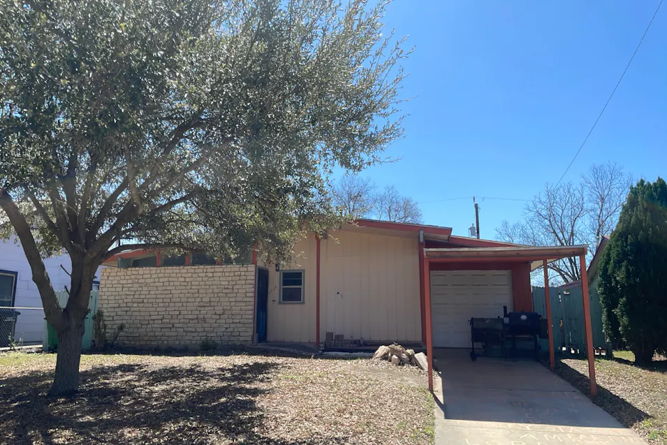 3630 Tuscany Dr San Antonio, TX 78219, Bexar County