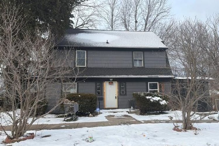 105 E Jennings Ave South Bend, IN 46614, St. Joseph County