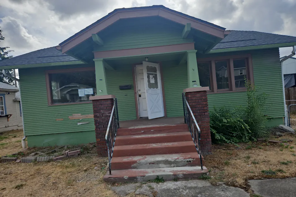 912 E Bridgeport Ave Spokane, WA 99207, Spokane County