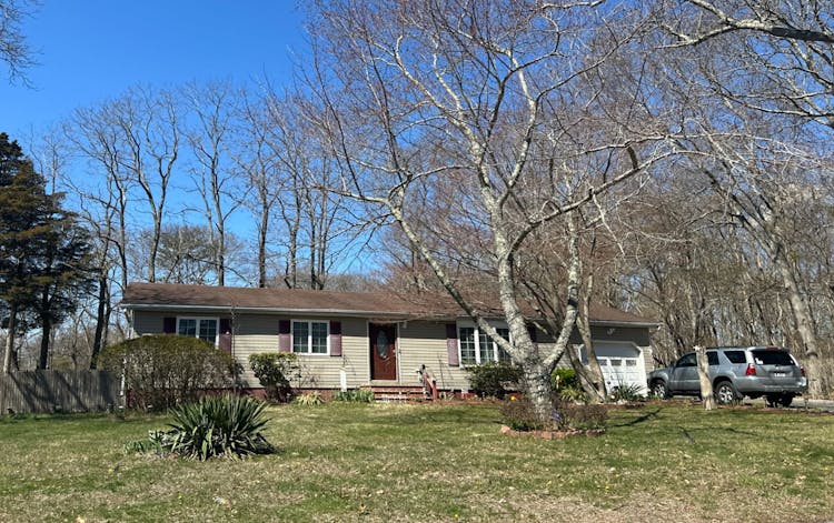 10 Gordon Avenue Medford, NY 11763, Suffolk County