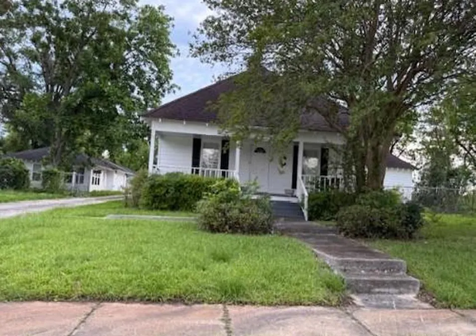 4980 W Broad St Alston, GA 30412, Montgomery County