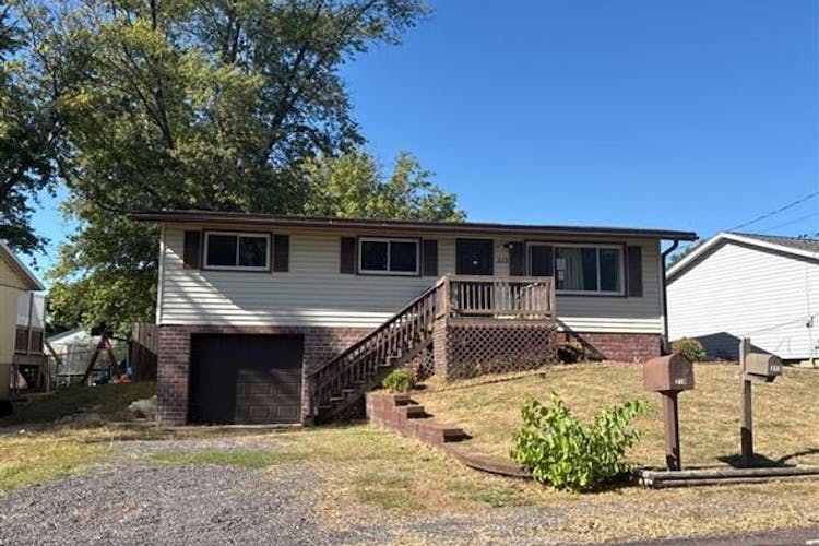 313 Hawthorne Cir Creve Coeur, IL 61610, Tazewell County