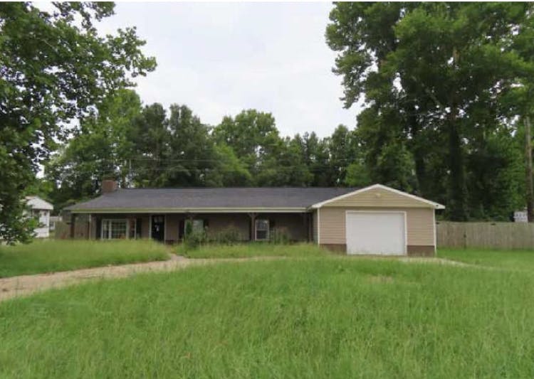 537 West Parkton Tobermory Rd Parkton, NC 28371, Robeson County