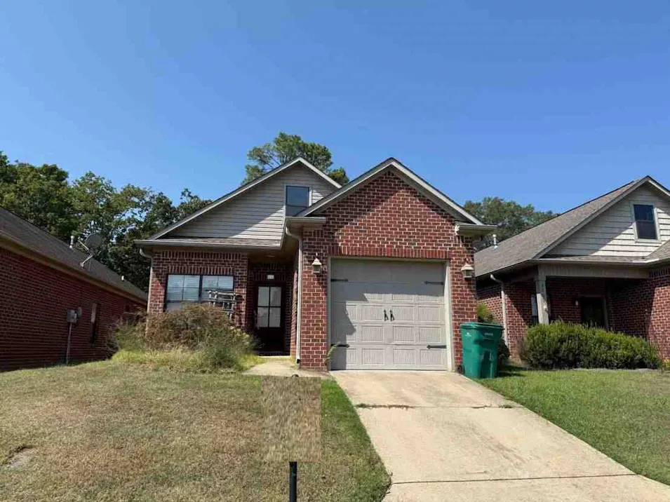 2015 Springfield Dr Belden, MS 38826, Lee County