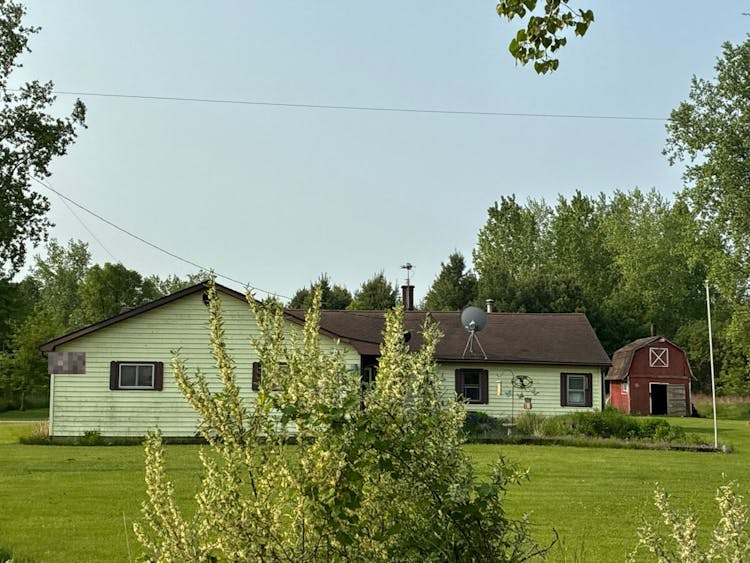 1257 Langdon Rd Standish, MI 48658, Arenac County