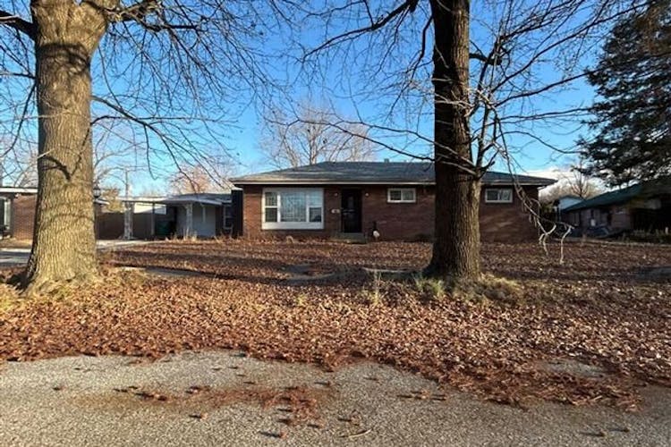 1002 Petite Dr East St. Louis, IL 62203, St. Clair County