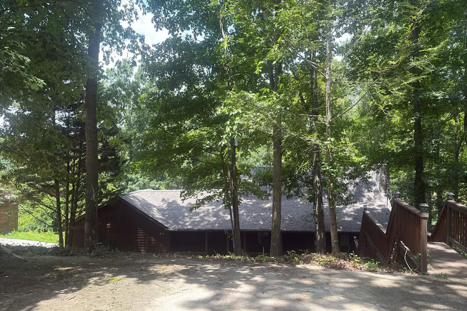 521 Laurel Lake Circle Madisonville, TN 37354, Monroe County