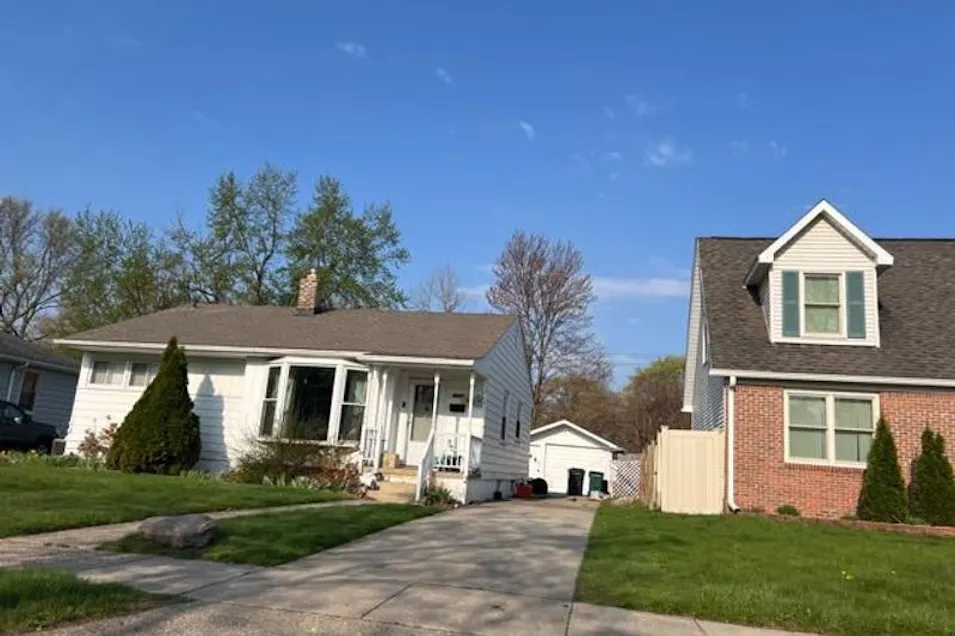 23231 Meadow Lark St Oak Park, MI 48237, Oakland County