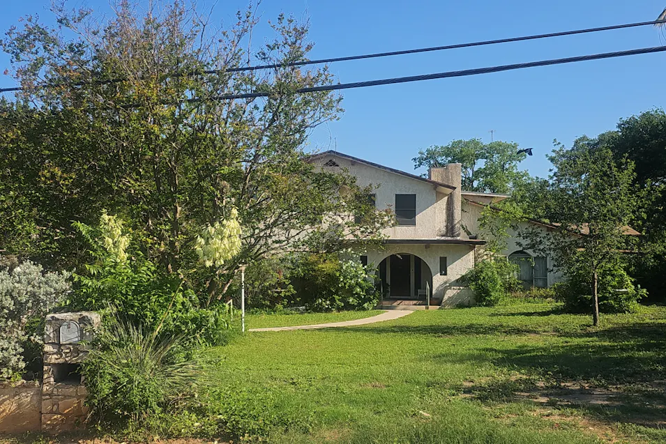 323 Oak Knoll Dr San Antonio, TX 78228, Bexar County