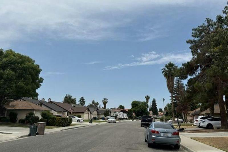 Ambergrove St, Bakersfield, CA 93313
