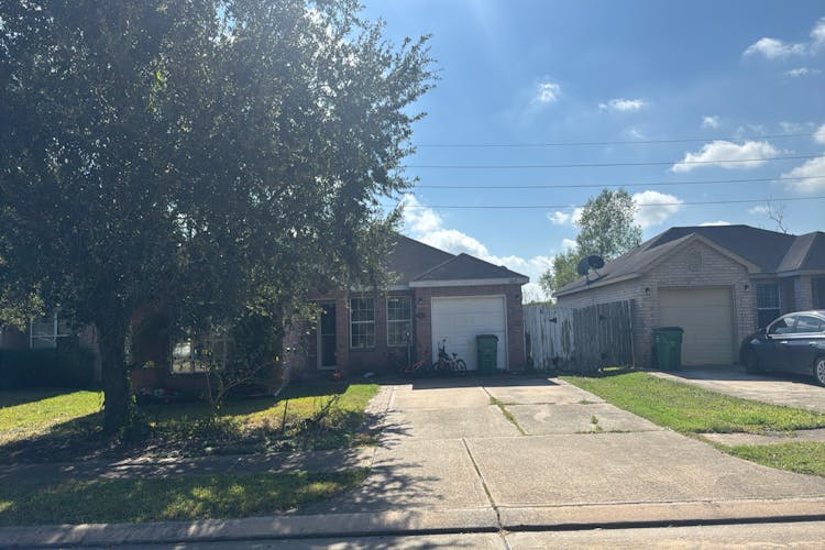12610 Rio Bravo Rosharon, TX 77593, Brazoria County