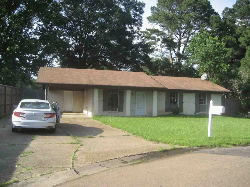 228 Nelson Circle
