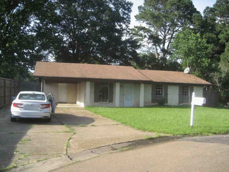 228 Nelson Circle Pearl, MS 39208, Rankin County